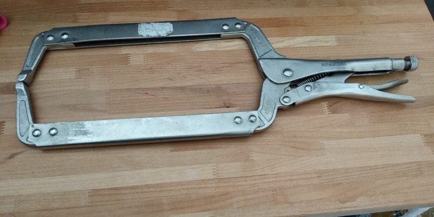 Mordaça tipo C tamanho 18 modelo 12418