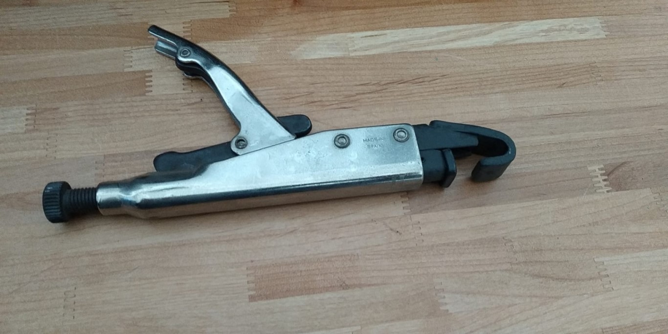 Mordaça tipo J modelo 92207