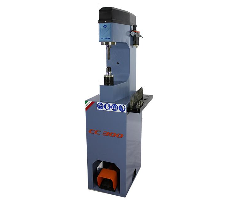 Máquina de rebitagem hidráulica pneumática